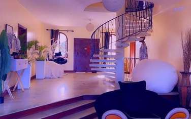 5 Bed Villa with En Suite at Baobab Road