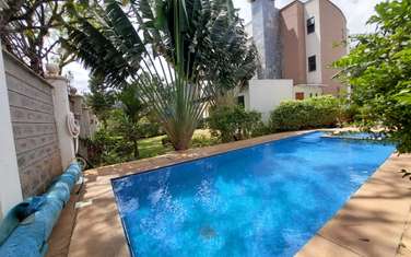 5 Bed Townhouse with En Suite at Washika Road