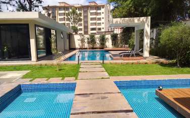 Serviced Studio Apartment with Swimming Pool at Riara Road