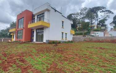 5 Bed House with En Suite at Kararapon Road ( Mutero)