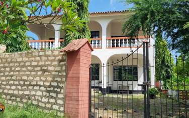4 Bed Townhouse with En Suite in Changamwe