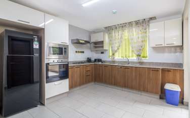 3 Bed Apartment with En Suite at Northcote Apartments