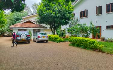 2 Bed Apartment with Parking at Off Peponi Road