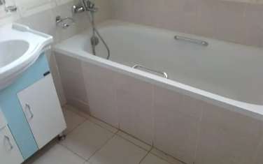2 Bed Apartment with En Suite at Gitanga Rd