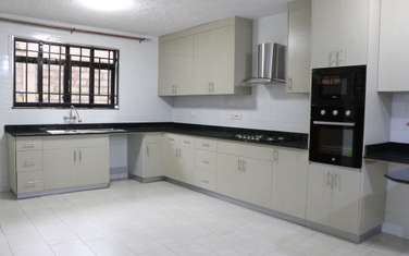 2 Bed Apartment with Gym in Gigiri