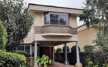 4 Bed Townhouse with Garage in Westlands Area