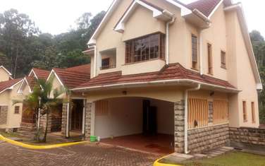  4 bedroom house for sale in Rosslyn