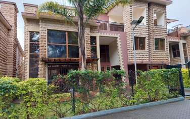 5 Bed Townhouse with En Suite at Chalbi Drive