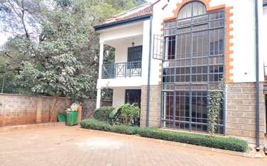4 Bed Townhouse with En Suite in Lavington
