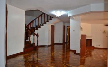 5 Bed House with Garden in Karen