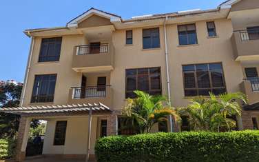 5 Bed Villa with En Suite at Amboseli Road