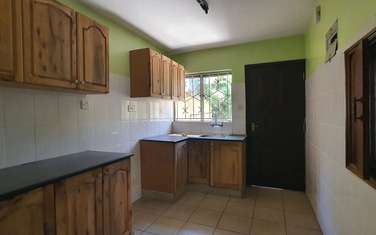 3 Bed Townhouse with En Suite in Lavington