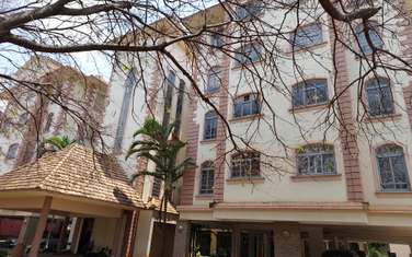 3 Bed Apartment with En Suite at Riverside Drive