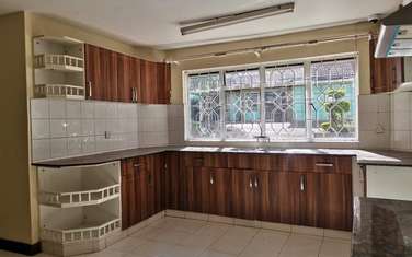 5 Bed House with En Suite in Kileleshwa
