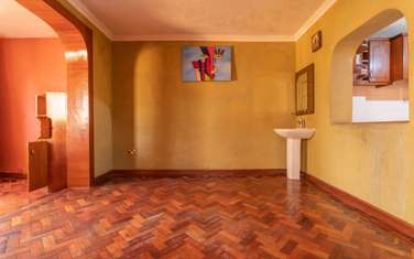 5 Bed House with En Suite in Syokimau