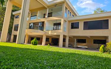 4 Bed House with En Suite at Loresho
