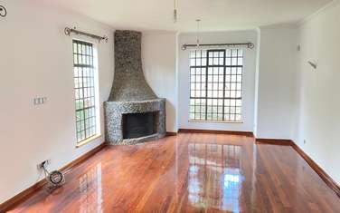 4 Bed Townhouse with En Suite in Spring Valley