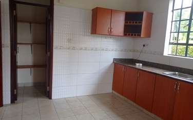 4 Bed Townhouse with En Suite at Fourways