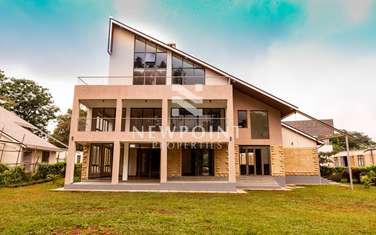 5 Bed Villa with En Suite in Karen