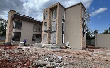 4 Bed Villa with En Suite at Kasuku Road