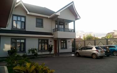 4 Bed House with En Suite at Muthaiga North