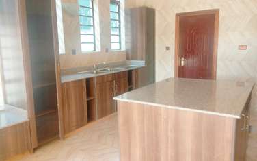 5 Bed House with En Suite at Mimosa