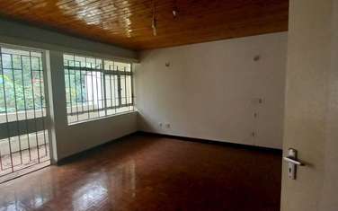 4 Bed Townhouse with Garage in Kilimani