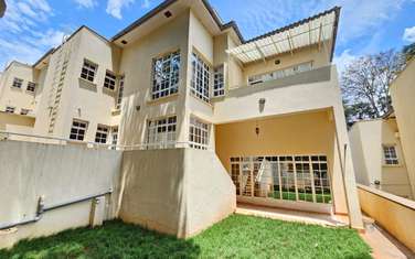 4 Bed Townhouse with En Suite at Kyuna