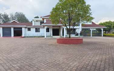 6 Bed House with En Suite at Silanga
