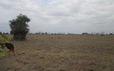 5 ac land for sale in Kitengela