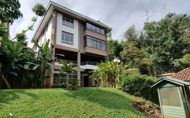 5 Bed Townhouse with En Suite in Spring Valley