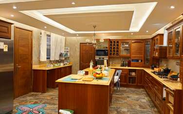 4 Bed House with En Suite in Runda
