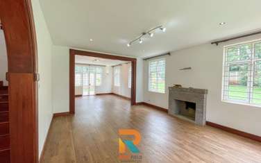 5 Bed Townhouse with En Suite at Rosslyn Lone Tree