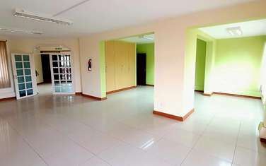 2,000 ft² Office with Fibre Internet at Ngao Road