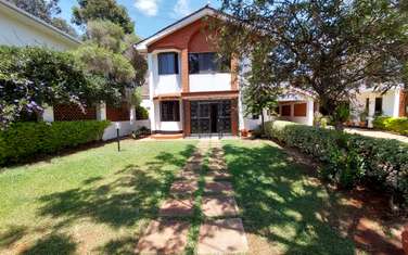 6 Bed Townhouse with En Suite at Kilimani Road