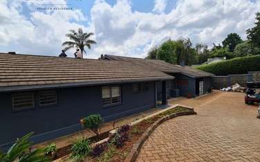 4 Bed House with En Suite at Loresho Crescent