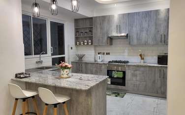 2 Bed Apartment with En Suite in Brookside