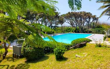 4 Bed Villa with En Suite in Malindi