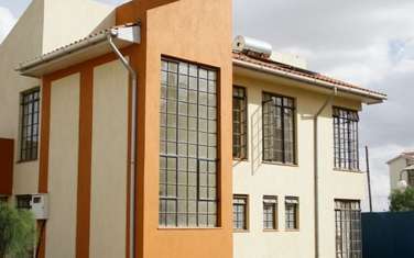 3 Bed House  in Mlolongo