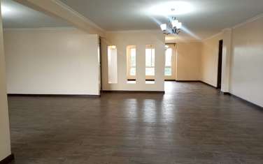 4 Bed Townhouse with En Suite in General Mathenge