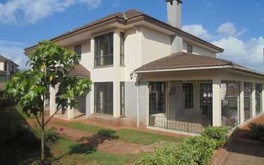 4 Bed Townhouse with En Suite at Tara Road