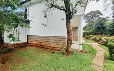 3 Bed Townhouse with En Suite in Lavington