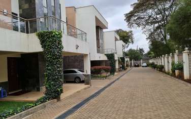 5 Bed Townhouse with En Suite at Lavington
