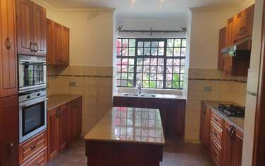 5 Bed Townhouse with En Suite at Peponi Road