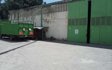 Warehouse with Parking at Athi River Town
