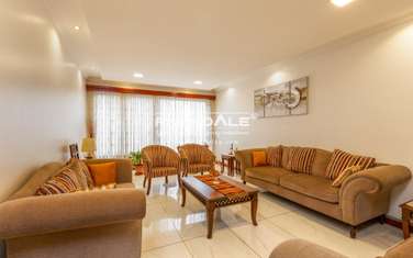 4 Bed Apartment with En Suite in Parklands