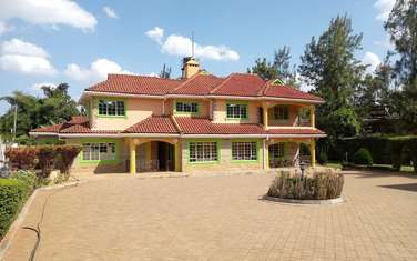 7 Bed House with En Suite at Evergreen Estate