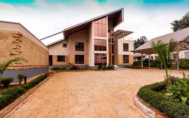 5 Bed Villa with En Suite at Ndege Road