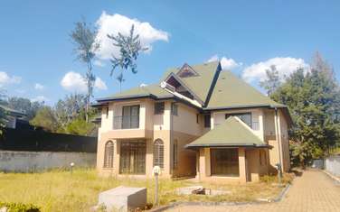 5 Bed House with En Suite at Mimosa