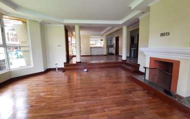 Serviced 5 Bed Apartment with Swimming Pool in Lavington